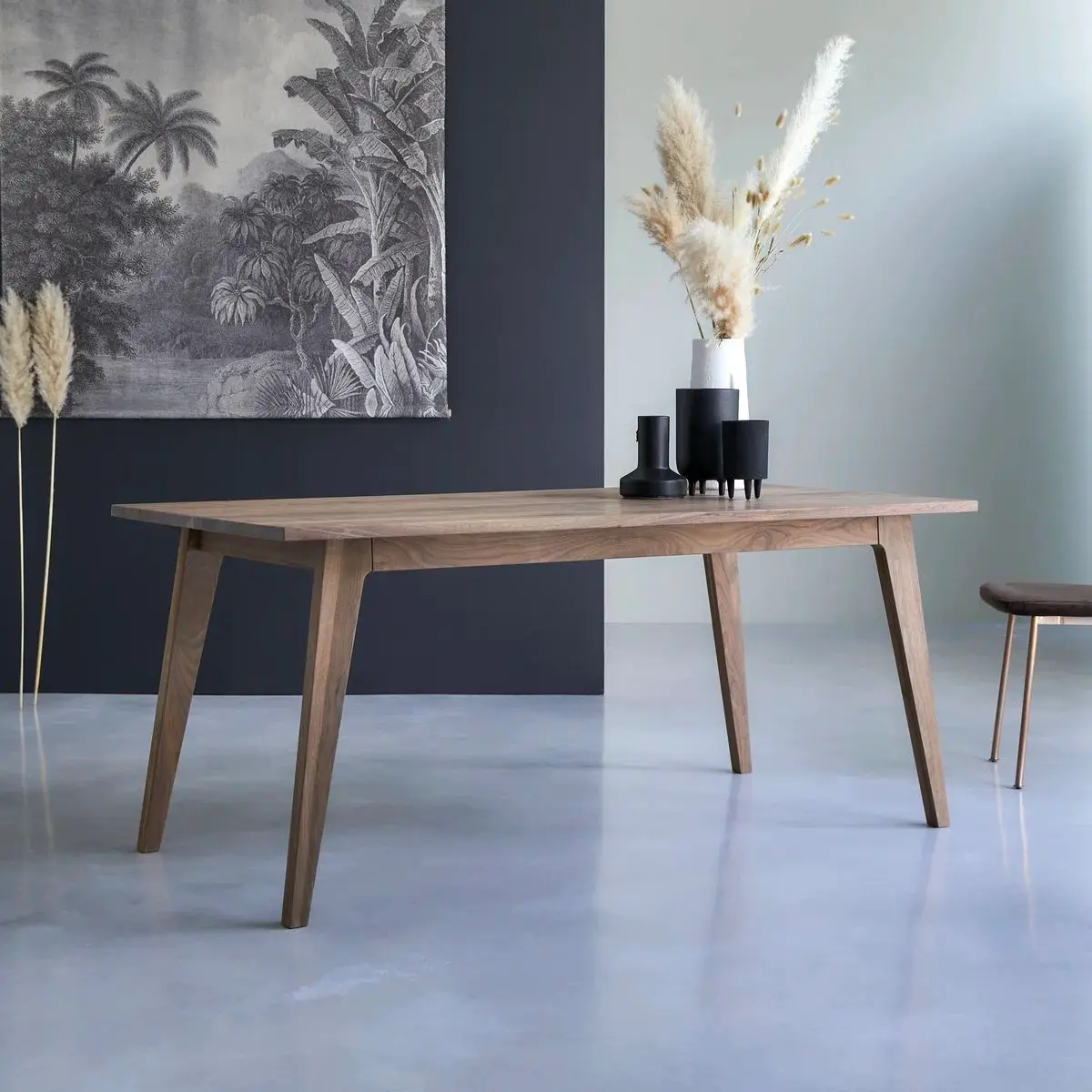 Mesa Taper – Diseño Orgánico Escandinavo